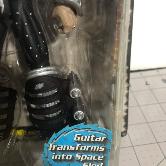 KISS Ace Frehley Ultra Action Figure 1997 Factory Sealed - Picture 7 of 7